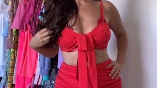 mayagallery Ardent young lady caresses big tits at work