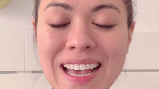 btsyourvirgogirlfriend Attractive curvy caresses shaved cunt