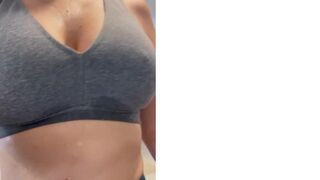 Goddess Grazi (@grazigoddess) onlyfans Hot thing is relaxing with sex toys