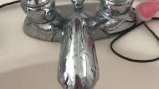 Sexy Aymee onlyfans Busty harlot fingering pussy