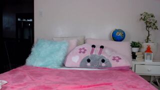 allforshow93 bitch in stockings