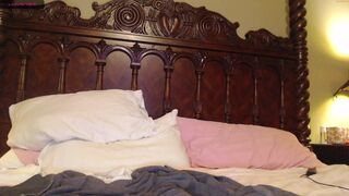 brookesawyer Gorgeous krail pulls unshaven pussy