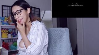 senrii Big ass bitch shows off charm