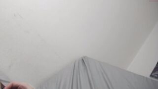 riderkelly Delicious slut seduces with elastic ass