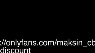 maksin_cb Shy teen masturbates pussy with sex toy