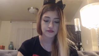 alliecat001 Naked females jerking their pussies outdoors