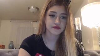 alliecat001 Appetizing female fucks her ass furiously