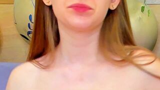 toxl Cute chick cool teasing the vagina