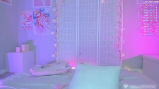 finleyfae jerking off hottie