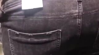 Milla Rose  Beautiful lass thrust finger in pussy