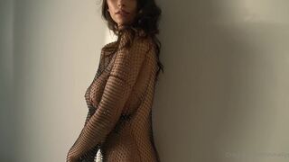 cristyren aka Cristy Ren Small nipple masturbating pussy sex toy