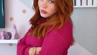 Larissa Manoela onlyfans Beauty fucks her holes with dildos