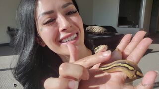 Katrina Jade onlyfans pussy very close