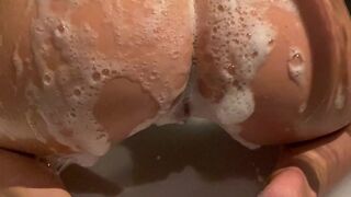 Bunnyrosex onlyfans Hottie Masturbates Shaved Cunt