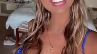 Allexa Collins onlyfans Brilliant bitch jerks both holes