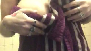 xxreesespiecesxx onlyfans Naughty bitch sucks guy's dick