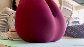 Little Reislin, littlereislin, reislin onlyfans Exquisite bitch gently jerks her pussy