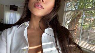 VinaSkyy onlyfans Record skin swaggers with sex toys