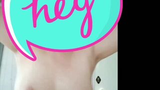 yi_mei Show in free chat