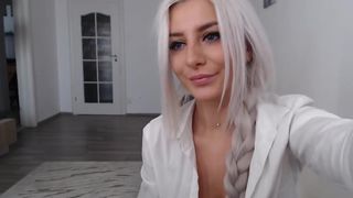 secretgoddess0 passionate chick shines pussy