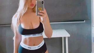 natalia fadeev, nataliafadeev onlyfans Beautiful brown-haired woman fingering her pussy