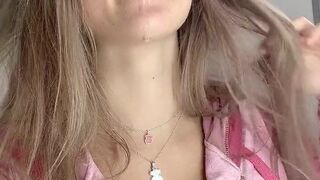 natalia fadeev, nataliafadeev onlyfans Young female fingering hairy cunt