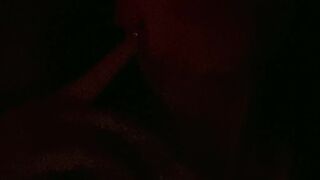 Grace_t Hot female fucks herself in the anus