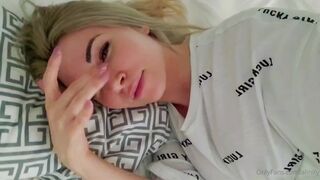 Alinity, Natalia Mogollon. Twitch personality onlyfans Busty blonde shows off snatch