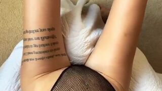 Ava aka avafae Bitch in stockings tightly hammering herself with a bottle