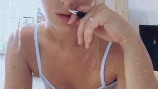 Anna Ioannova Gorgeous lady seduces tight booty