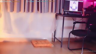 goddessmeimei onlyfans Female in stockings rubs her clit with fingers