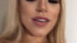 ElleBrookeUK onlyfans Pretty young teen masturbates pussy