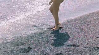 Yummy Yum Yum Cute bitch fucks pussy with phallus