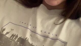 Grace, emoskittle, givingyougrace Imposing slut fucks pussy with fingers