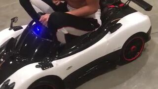 Victoria Fox Slim Passion dances striptease