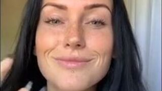 Kayla Lauren, kaylalaurenofficial Black-haired beauty inimitably caresses herself