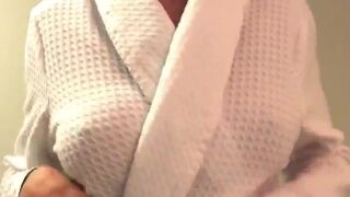 Amira Brie, Princess Amira B, brieamira Big breasted female - pussy fingers