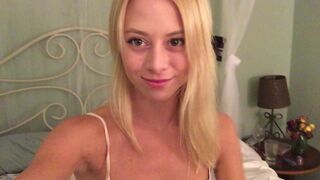 Maddie Springs, maddsprings, maddiesprings Hot lady squeezes tits in the kitchen