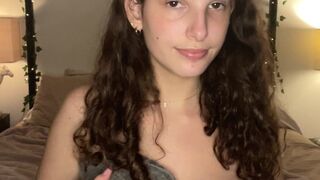 Grace, emoskittle, givingyougrace Gorgeous way demonstrates big tits