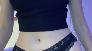 Grace, emoskittle, givingyougrace masturbating and playing with her pussy