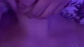 Grace, emoskittle, givingyougrace Hot babenka fingering vibrator