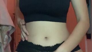 Grace, emoskittle, givingyougrace Cute doll gives her pussy a dildo