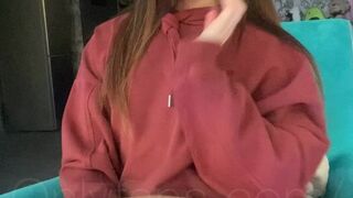 Ellie Leen, ellieleen1, itsnotellieleen aka itsnotellieleen aka ellieleen Coquette fingering pussy in the chamber