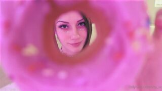 Blanc Noir, blancnoir, miss noir xx, izzy xx White-haired bitch masturbates her pussy with a phallus