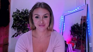 Ella Silver onlyfans Thick slut fucking sex machine