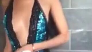 Edwina Isaacs (edwinacarlaisaac) onlyfans Skillful woman gently pulls pussy