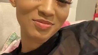 Edwina Isaacs (edwinacarlaisaac) onlyfans Beautiful bitch shows off gorgeous breasts