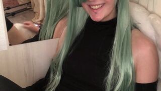 Feya Fern (feyafern aka Ittybittykath) onlyfans Glamor Babe With Tattoos Treats Dildo