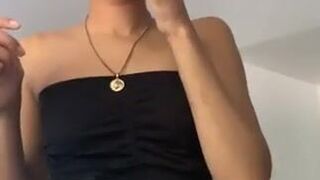 Edwina Isaacs (edwinacarlaisaac) onlyfans The shrewd curvy masturbates pussy with a phallus