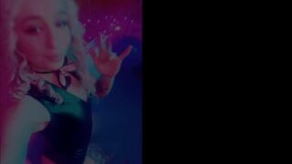 Alice Bong onlyfans Sexy blonde gently masturbates cunt